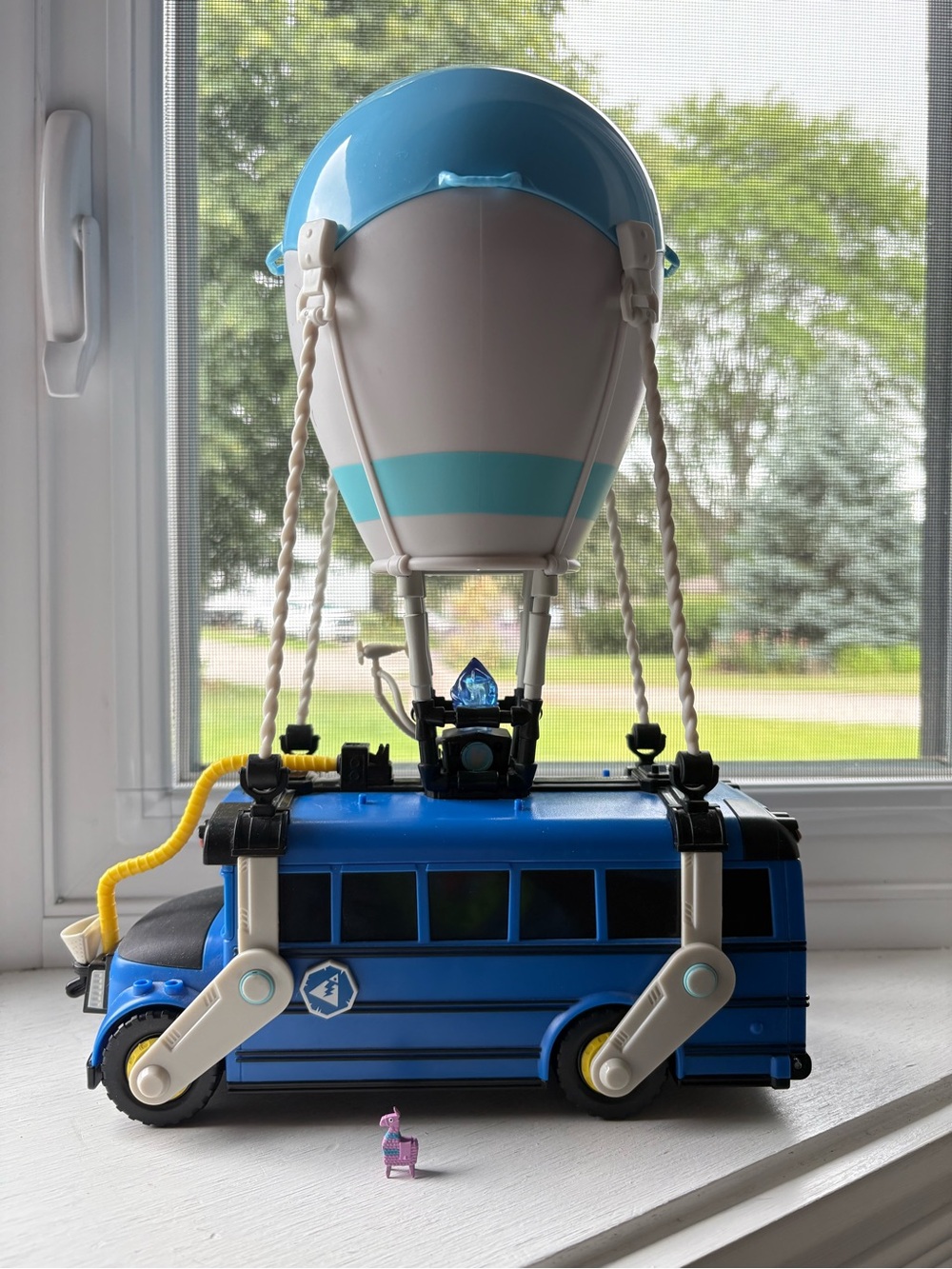 Fortnite Blue Battle Bus Toy with Hot Air Balloon and Tiny Loot Llama